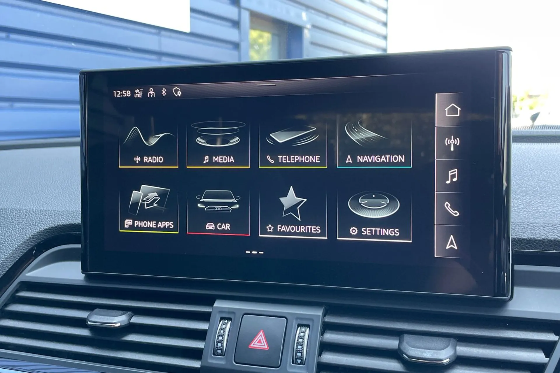 Audi Q5 thumbnail image number 36