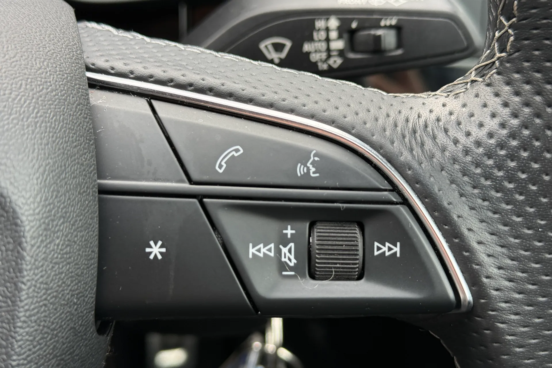 Audi Q3 thumbnail image number 22