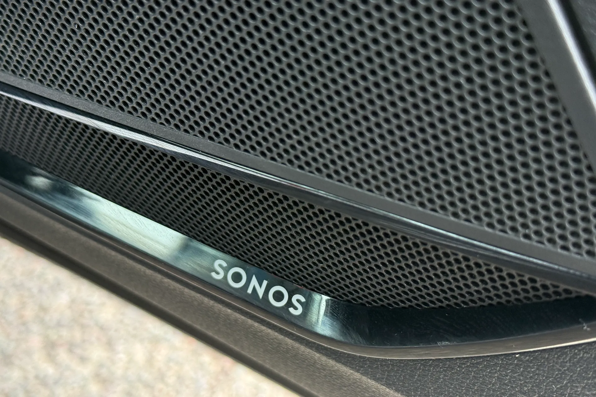 Audi Q3 thumbnail image number 10