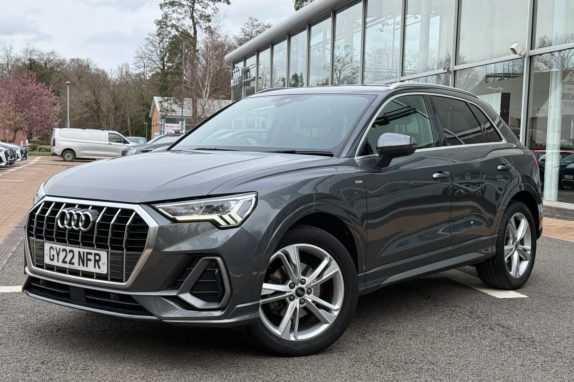 Audi Q3 thumbnail image number 53