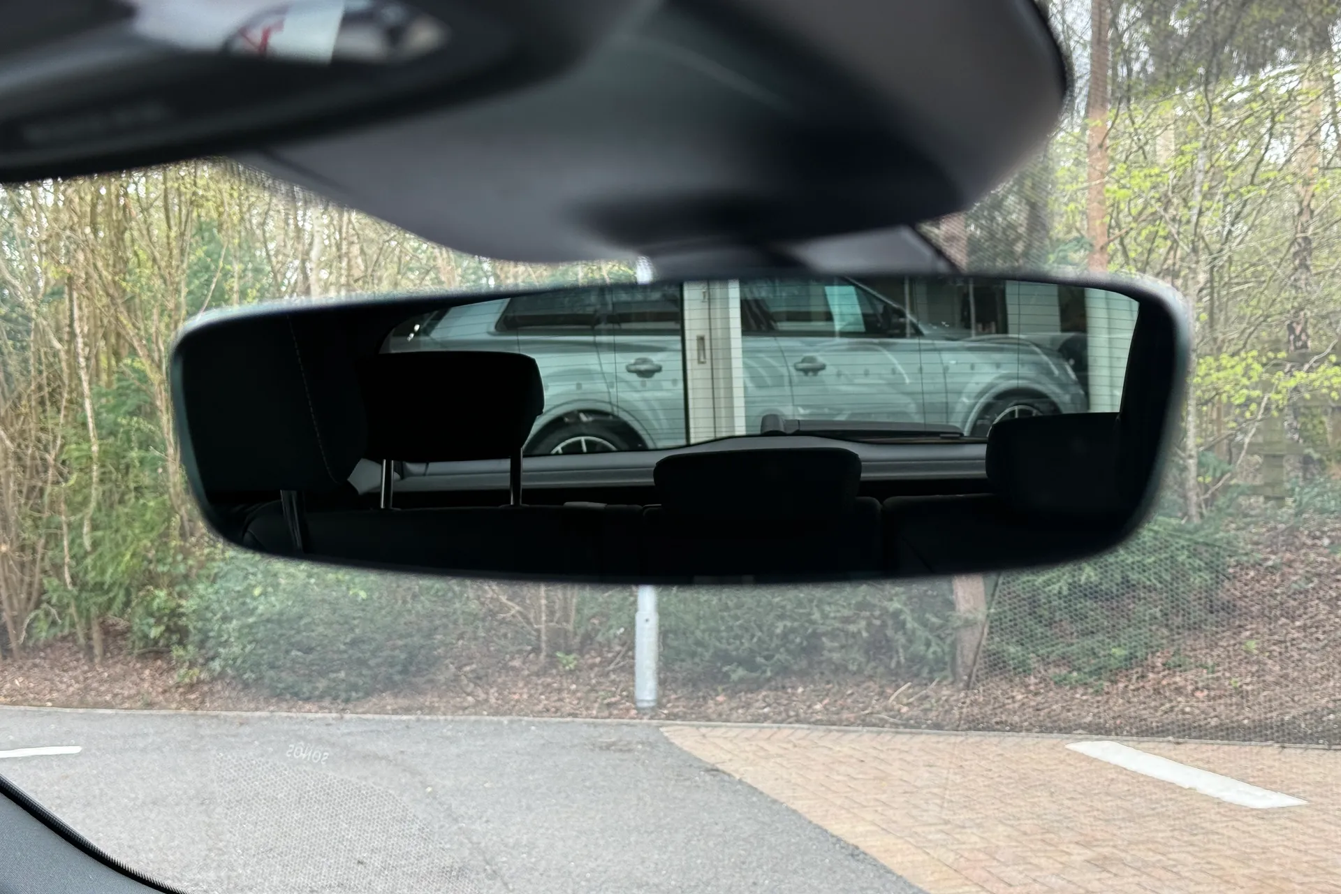 Audi Q3 thumbnail image number 15