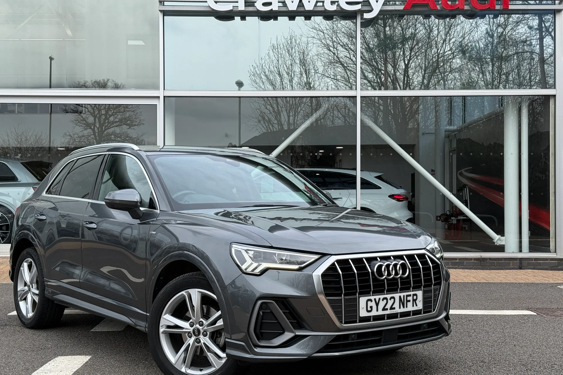 Audi Q3 focused image