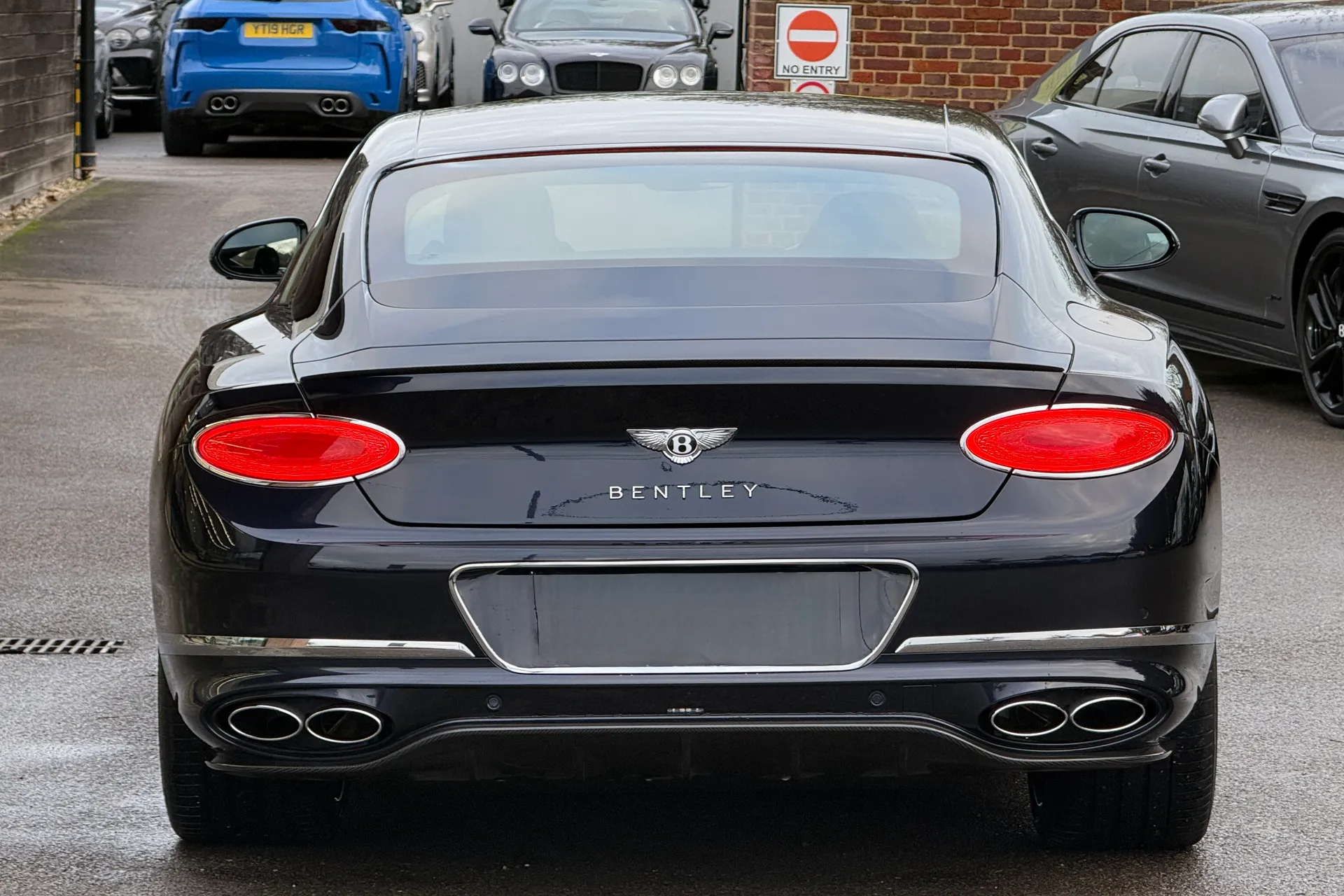 Bentley CONTINENTAL GT thumbnail image number 8