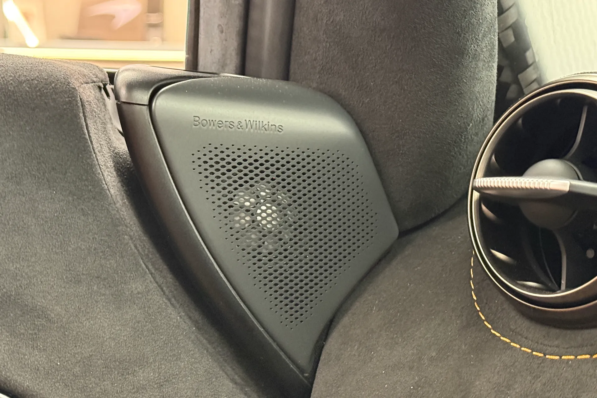 McLaren 720 thumbnail image number 29