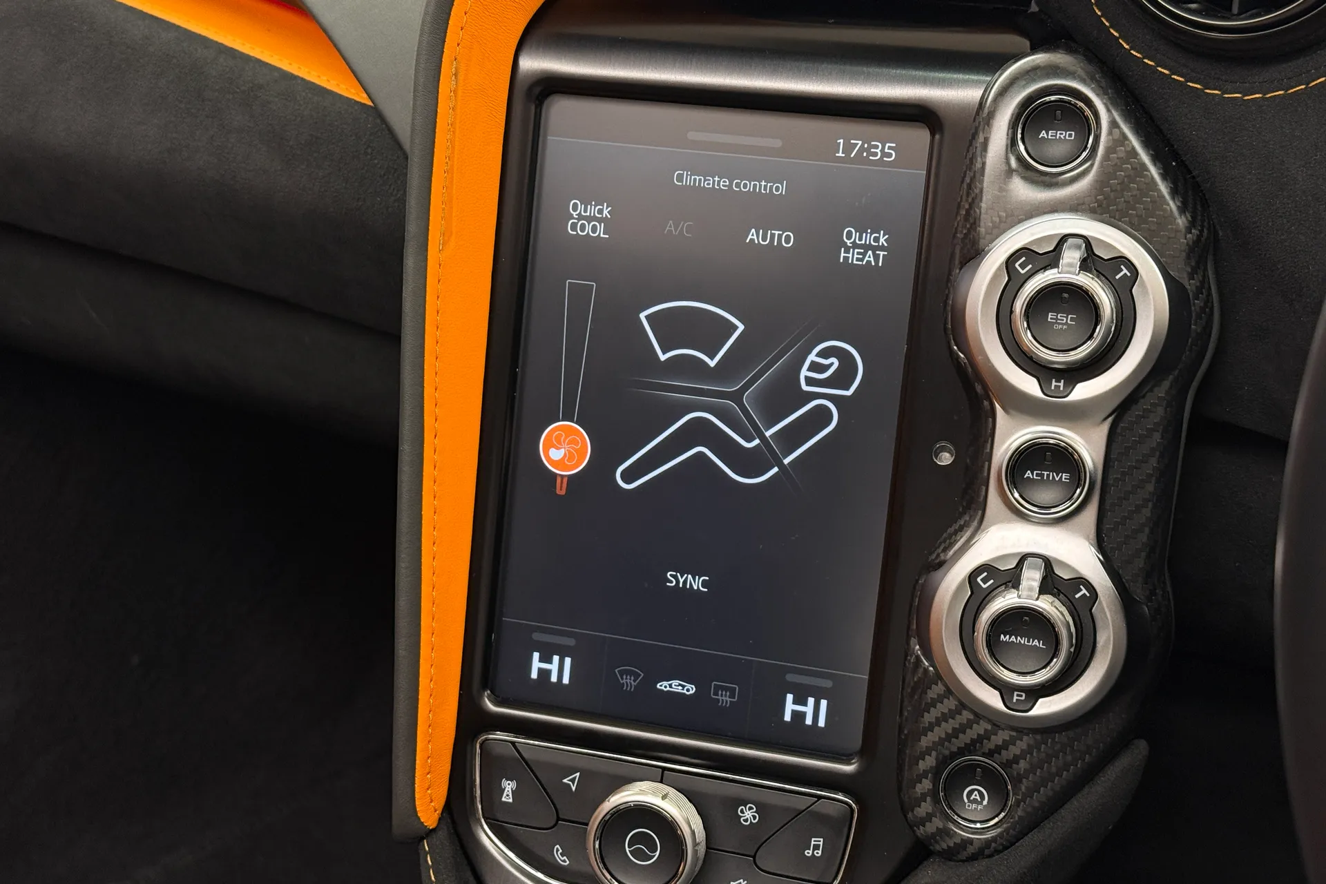 McLaren 720 thumbnail image number 30