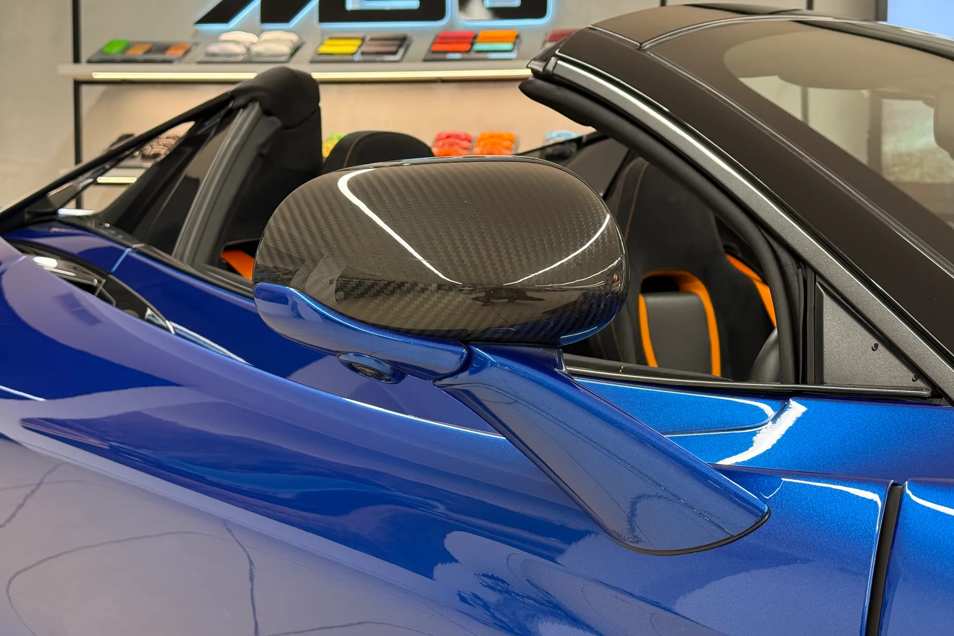 McLaren 720 thumbnail image number 12