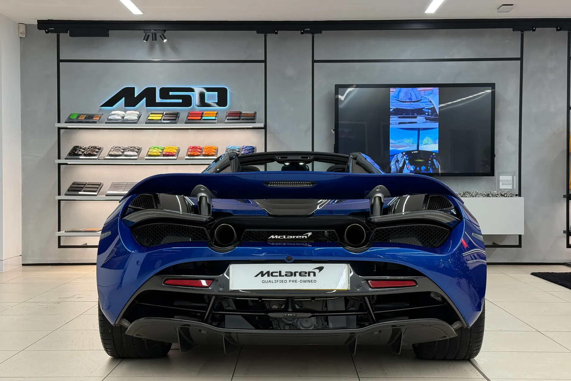 McLaren 720 thumbnail image number 42