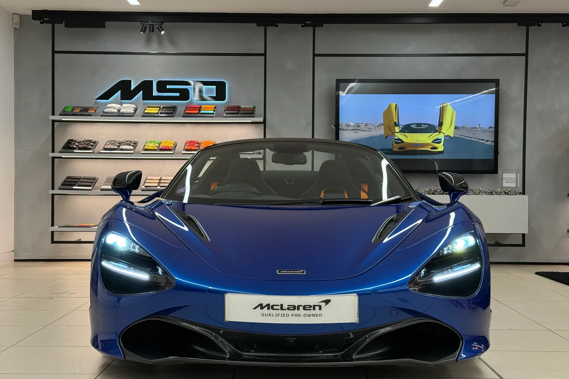 McLaren 720 thumbnail image number 39