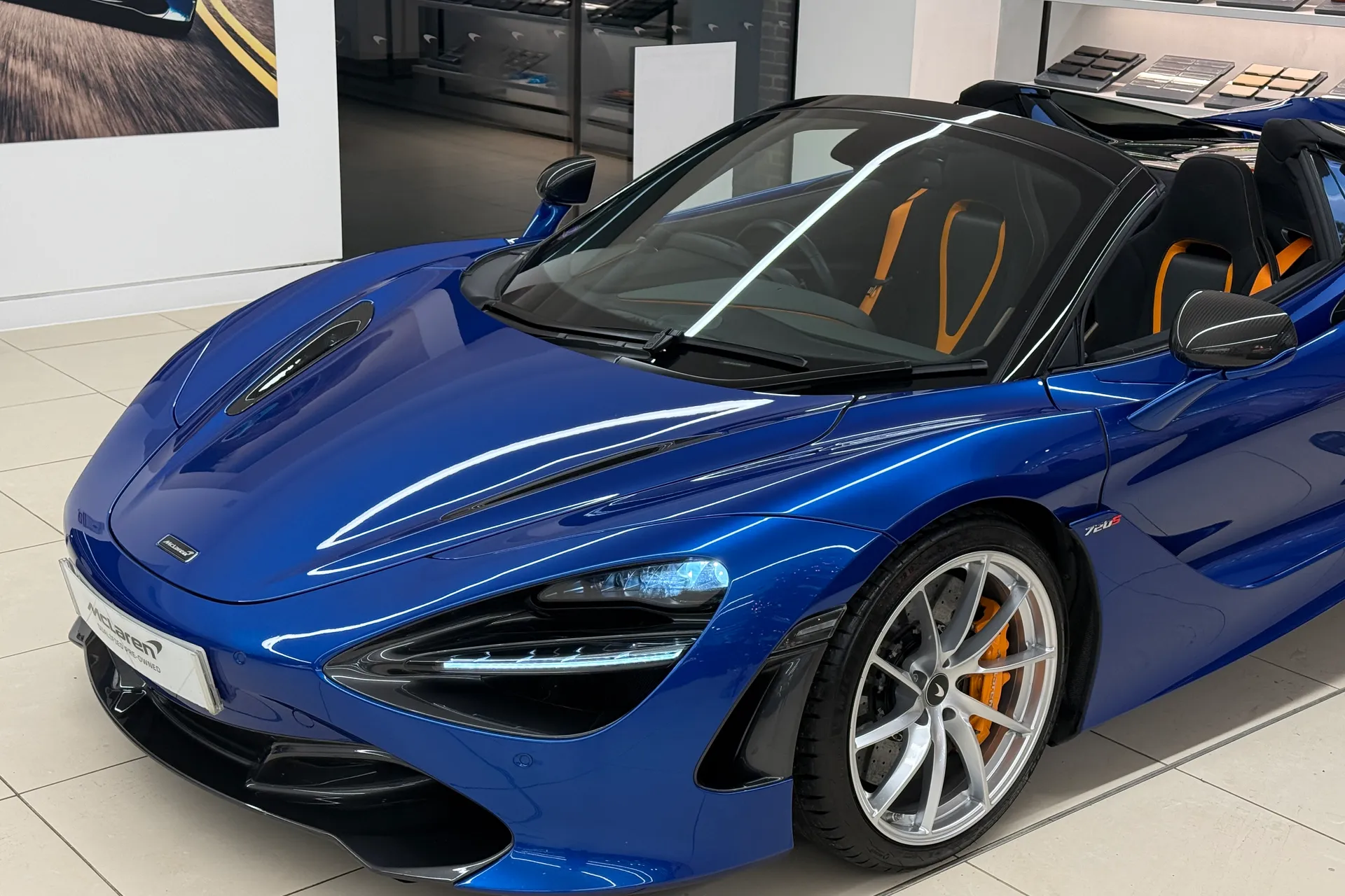 McLaren 720 thumbnail image number 41