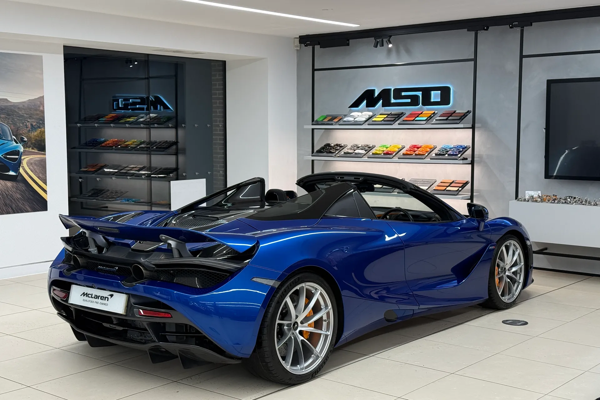 McLaren 720 thumbnail image number 11