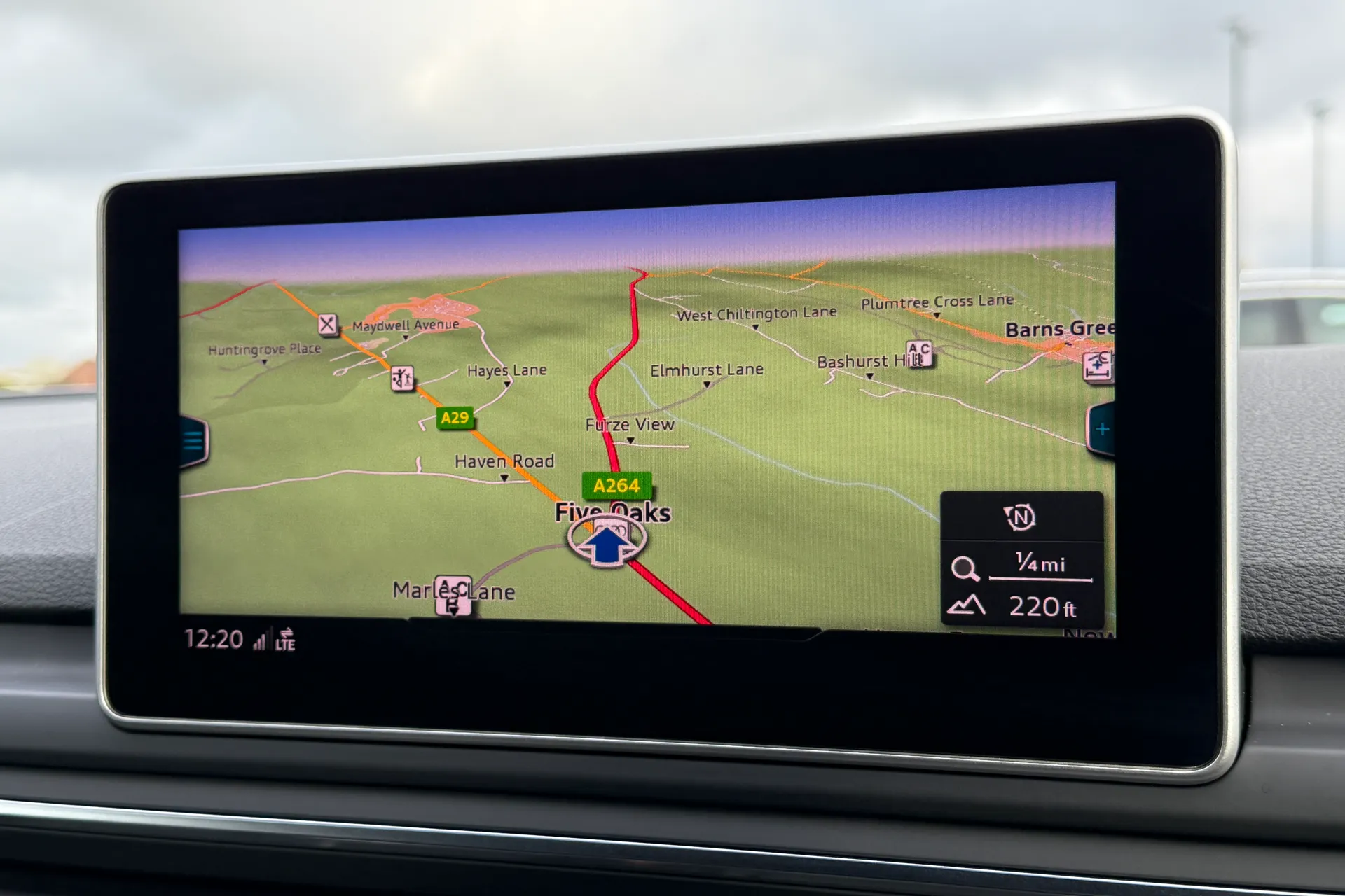 Audi RS4 thumbnail image number 5