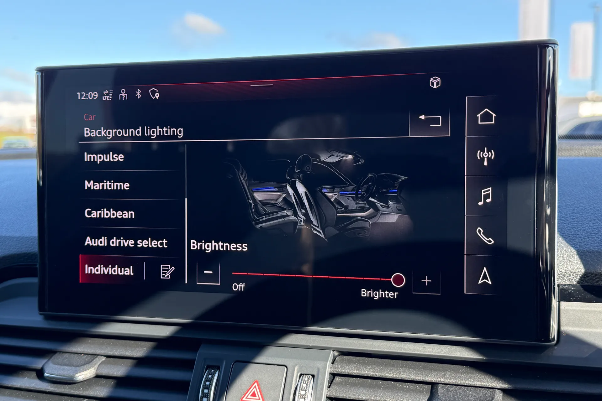 Audi Q5 thumbnail image number 12