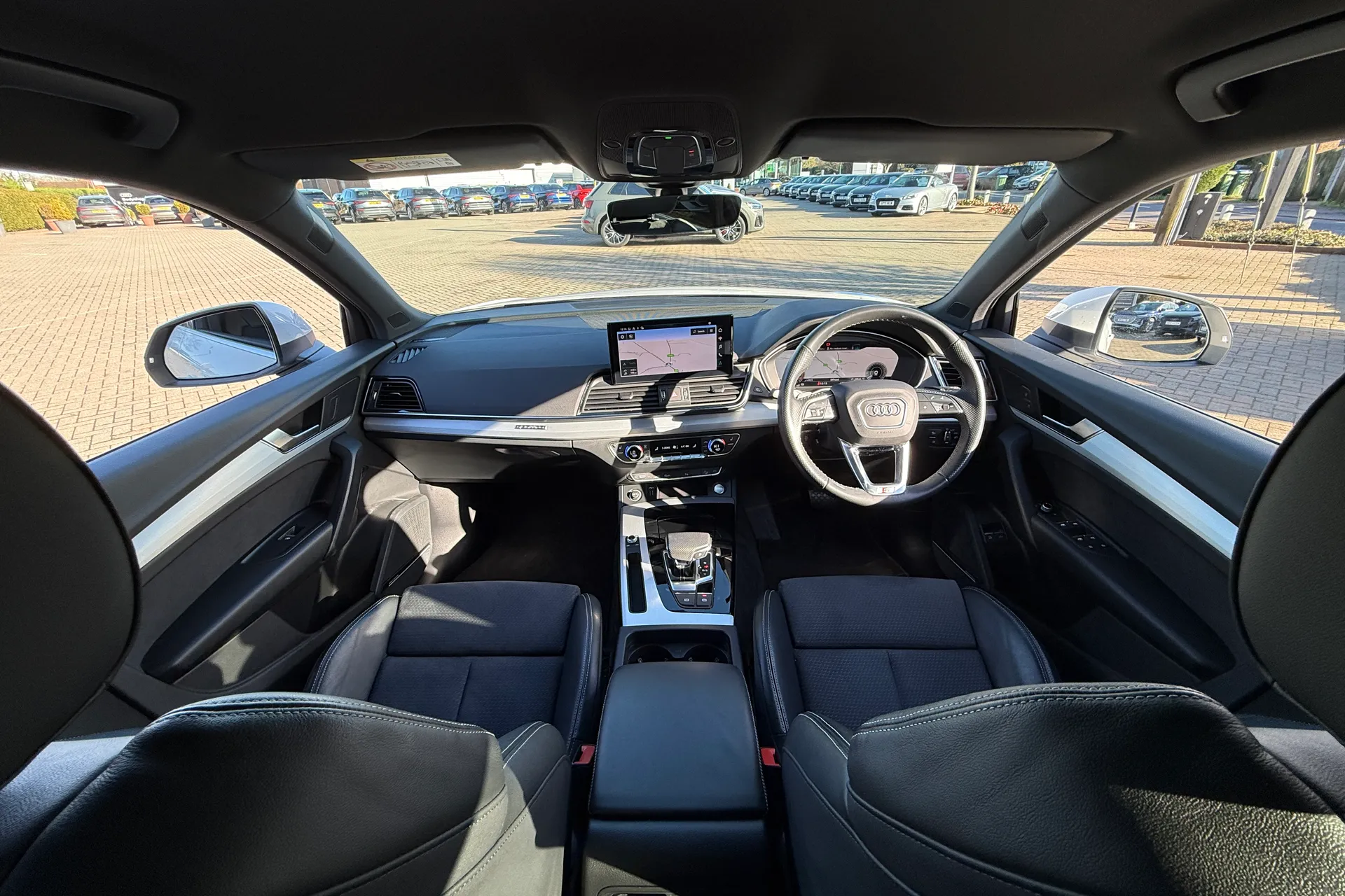 Audi Q5 thumbnail image number 3