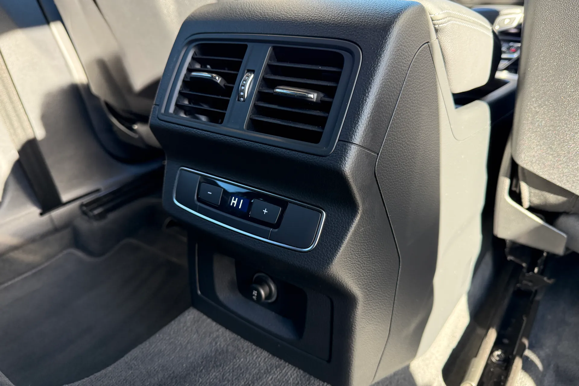 Audi Q5 thumbnail image number 41