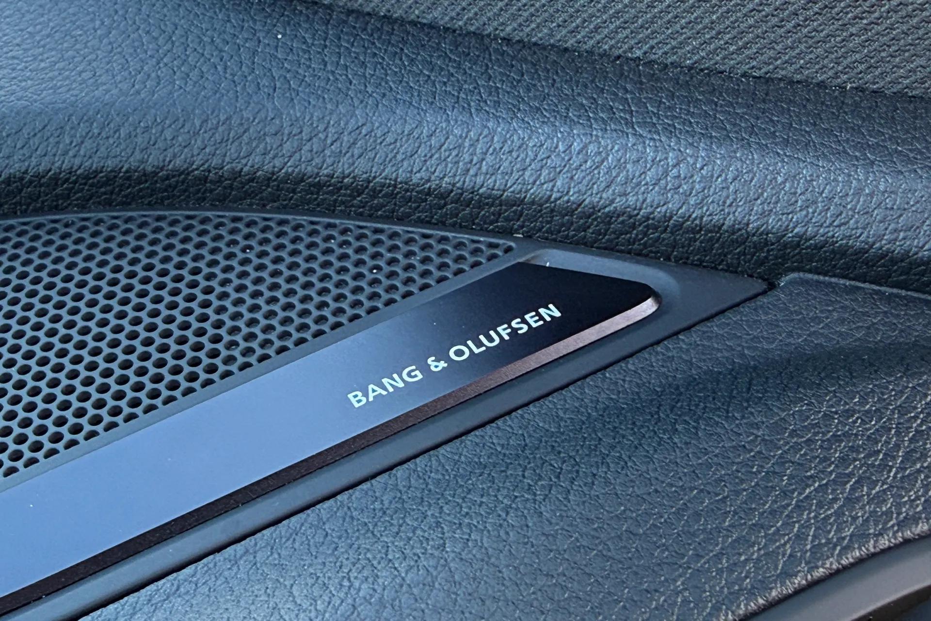 Audi Q5 thumbnail image number 17