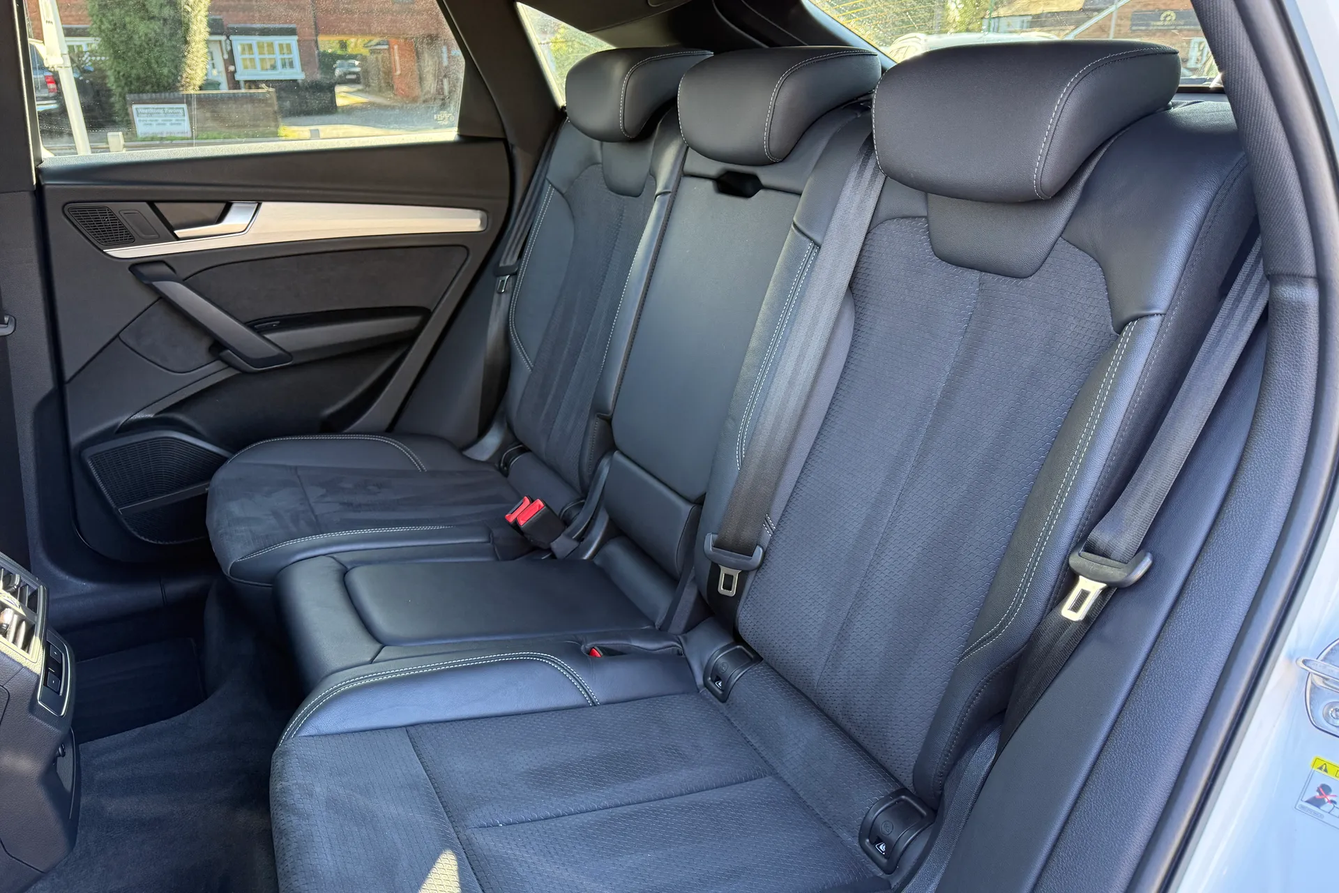 Audi Q5 thumbnail image number 44