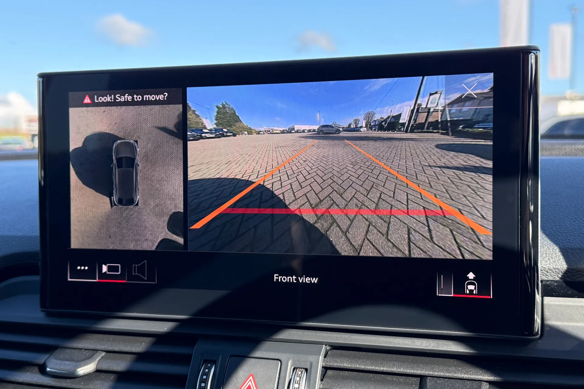 Audi Q5 thumbnail image number 9