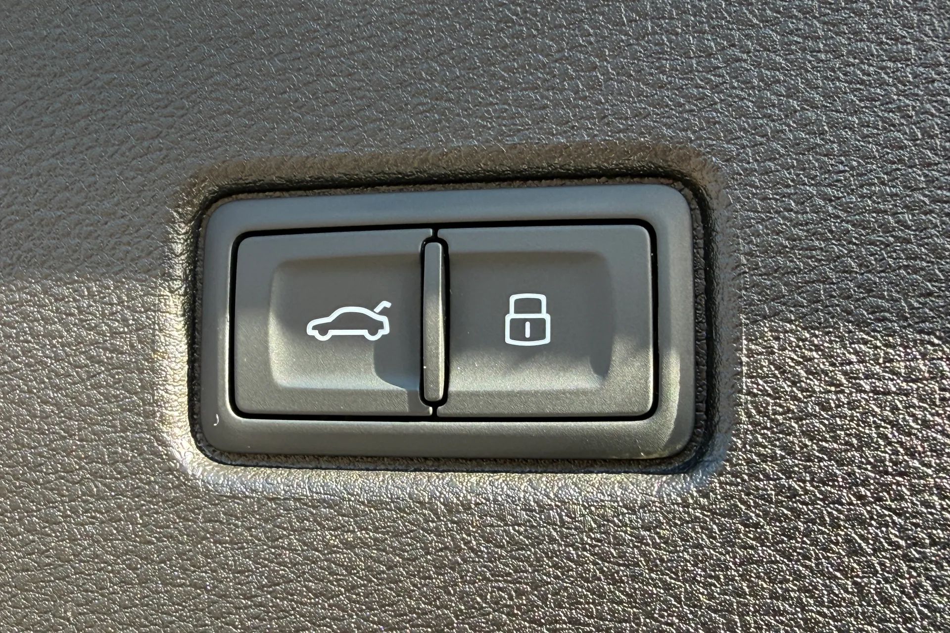 Audi Q5 thumbnail image number 37