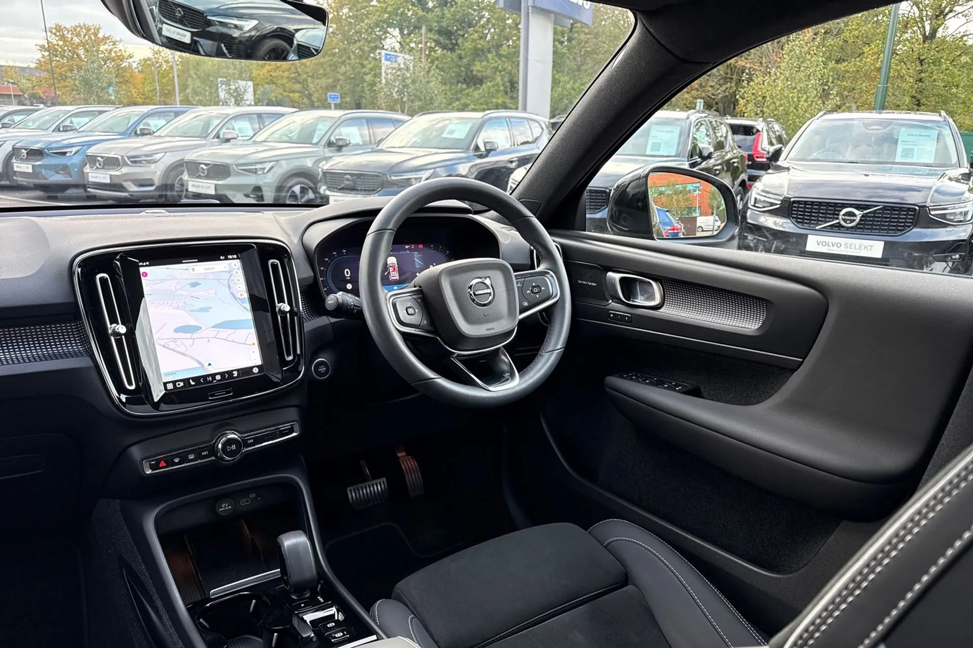 Volvo XC40 thumbnail image number 33