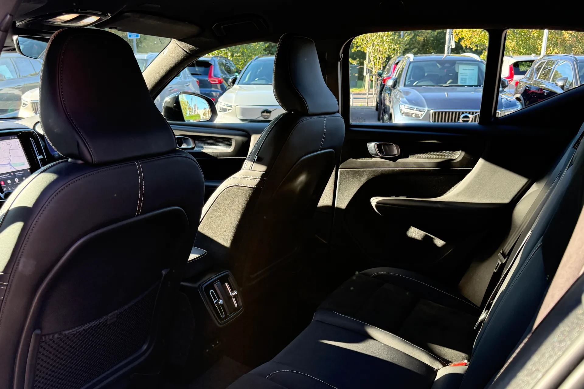 Volvo XC40 thumbnail image number 27