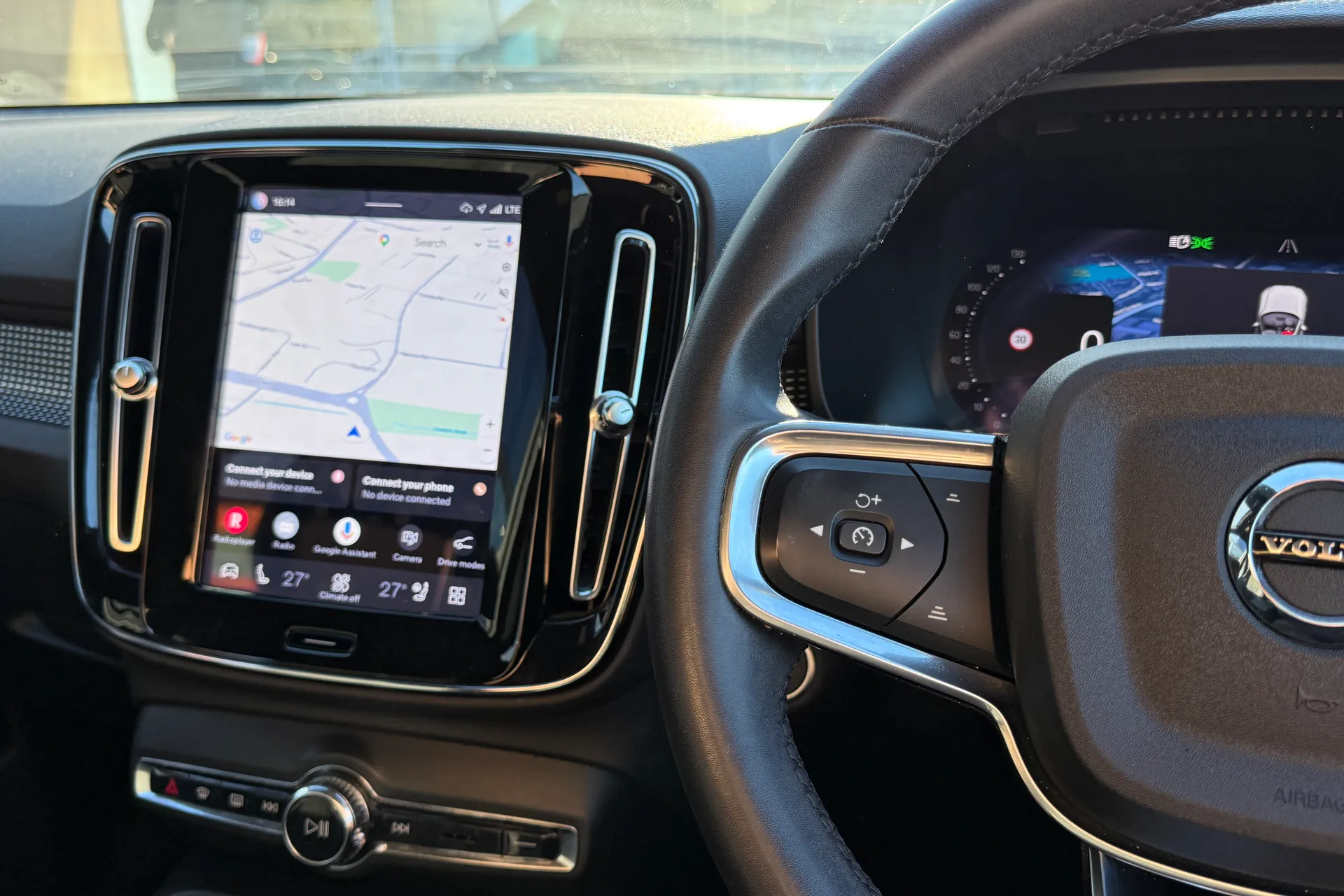 Volvo XC40 thumbnail image number 34