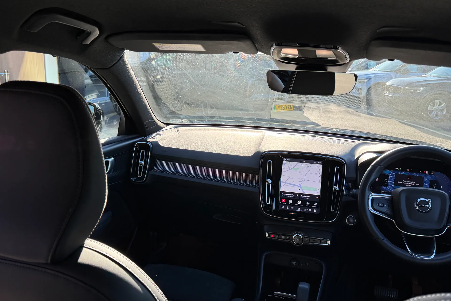 Volvo XC40 thumbnail image number 30