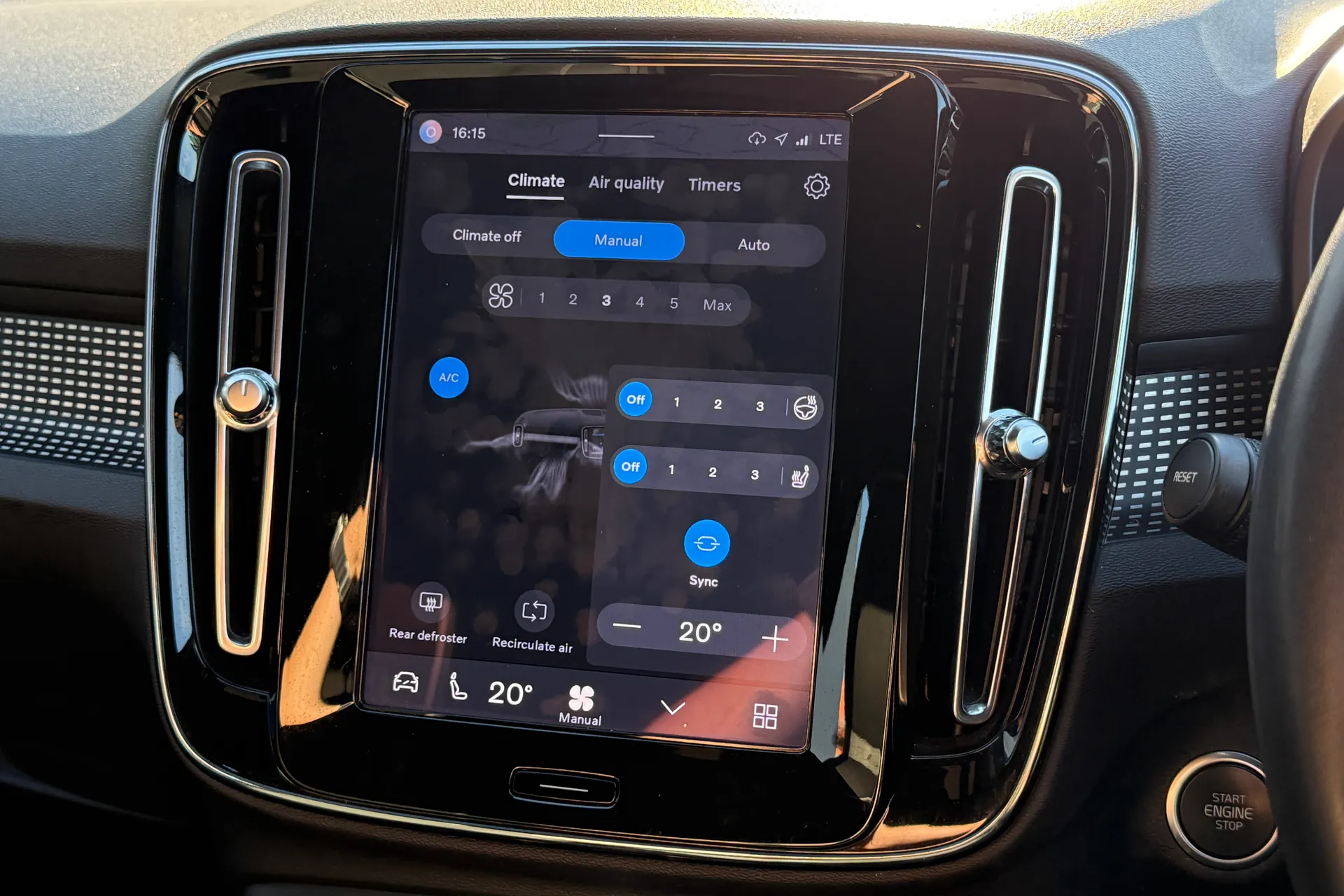 Volvo XC40 thumbnail image number 37