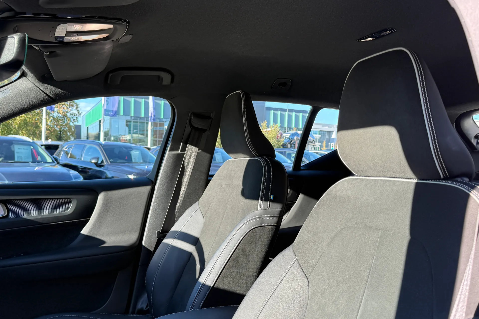 Volvo XC40 thumbnail image number 26