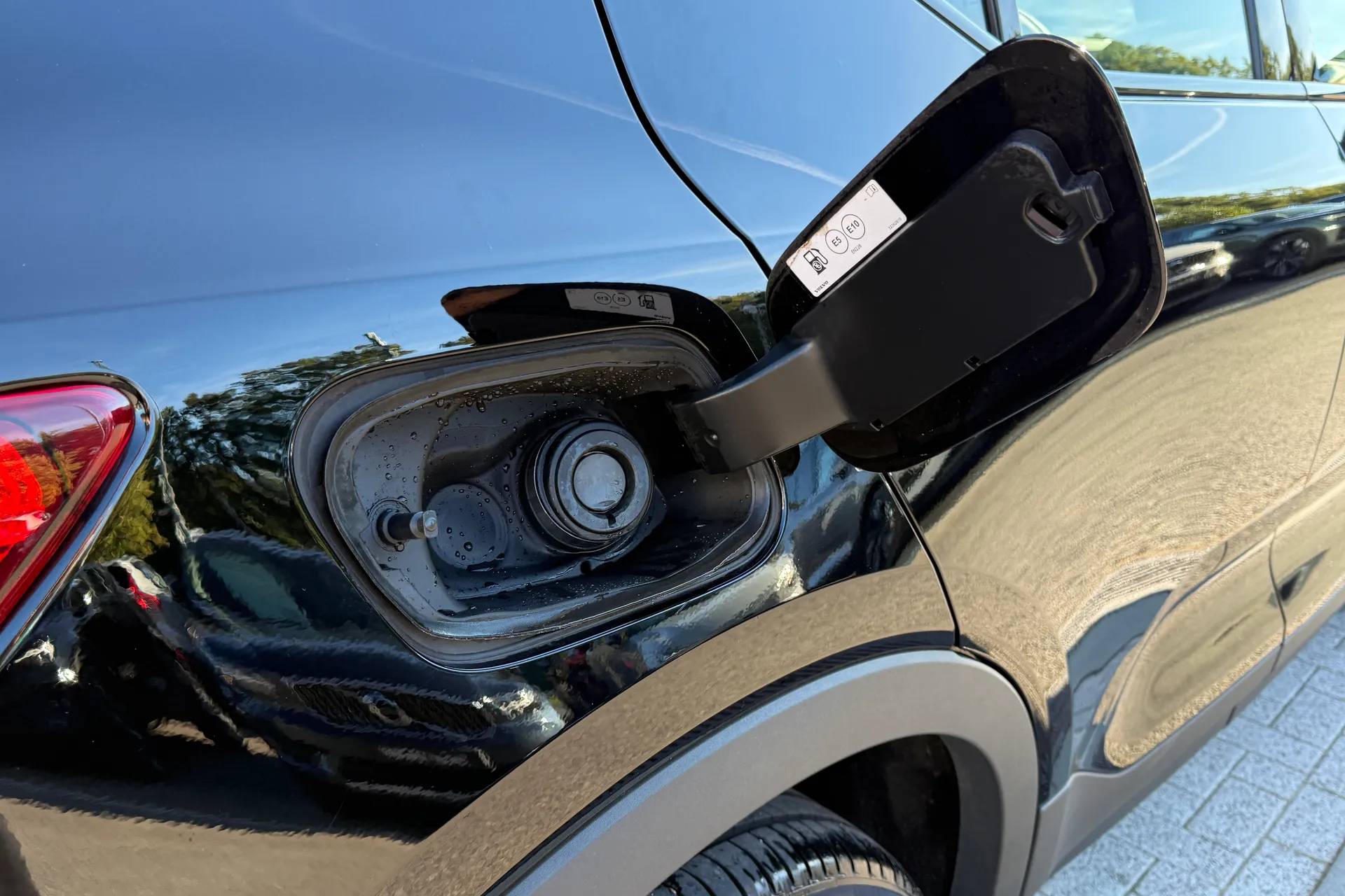 Volvo XC40 thumbnail image number 15