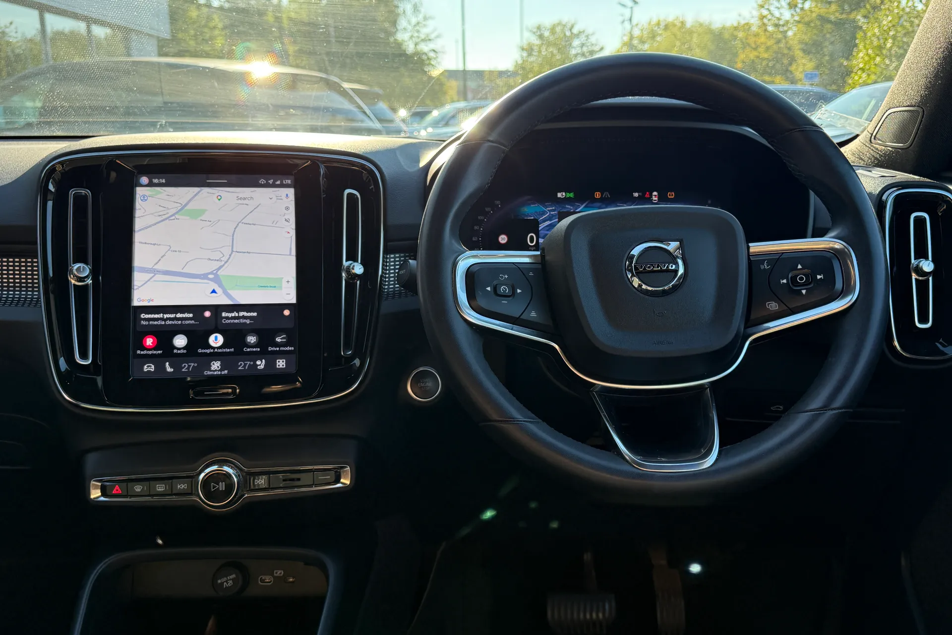 Volvo XC40 thumbnail image number 32