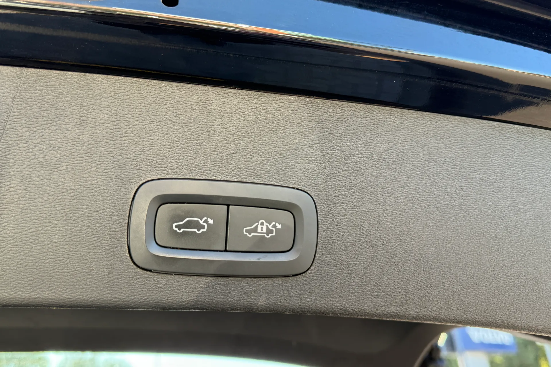 Volvo XC40 thumbnail image number 20