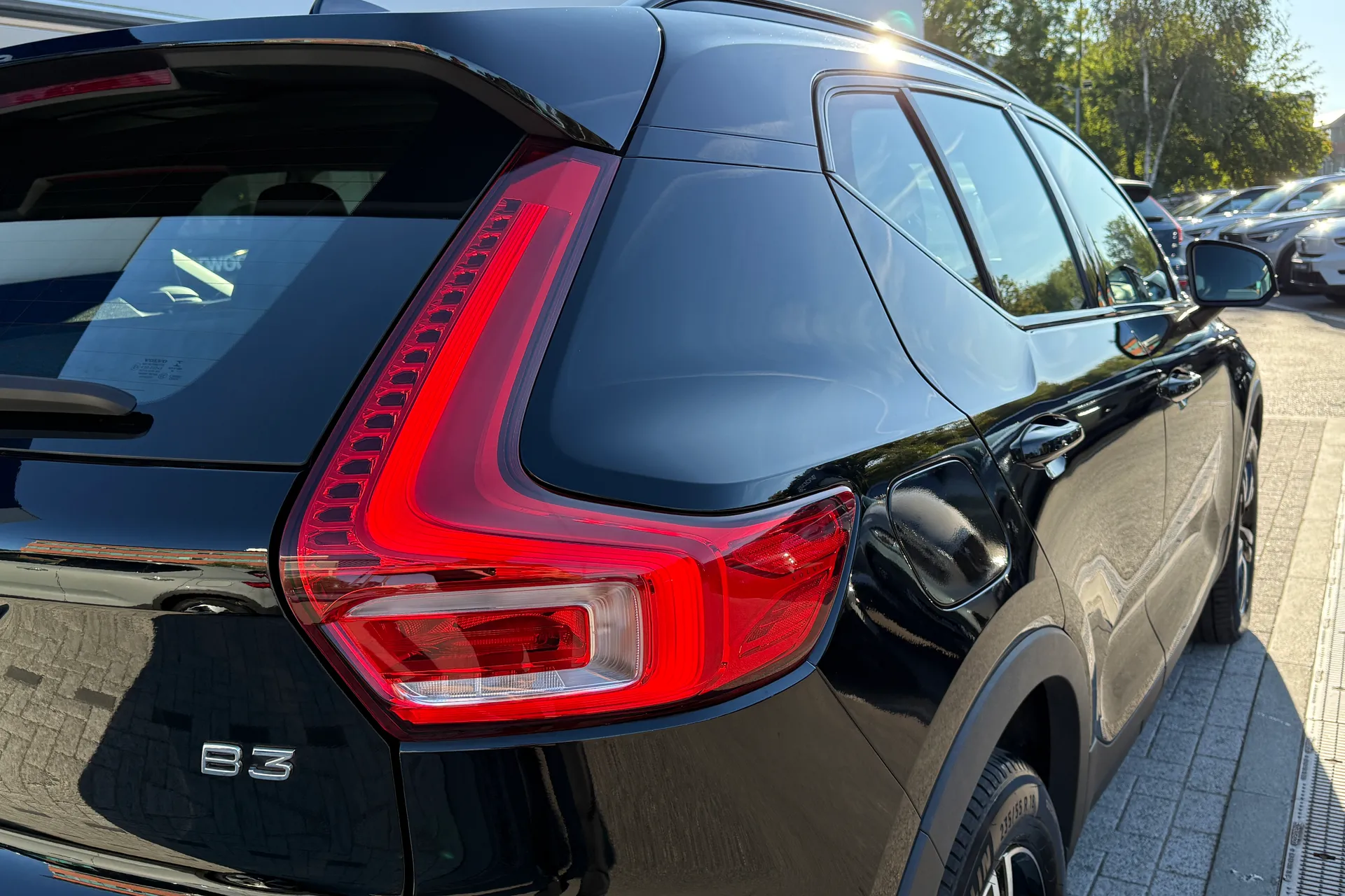 Volvo XC40 thumbnail image number 16