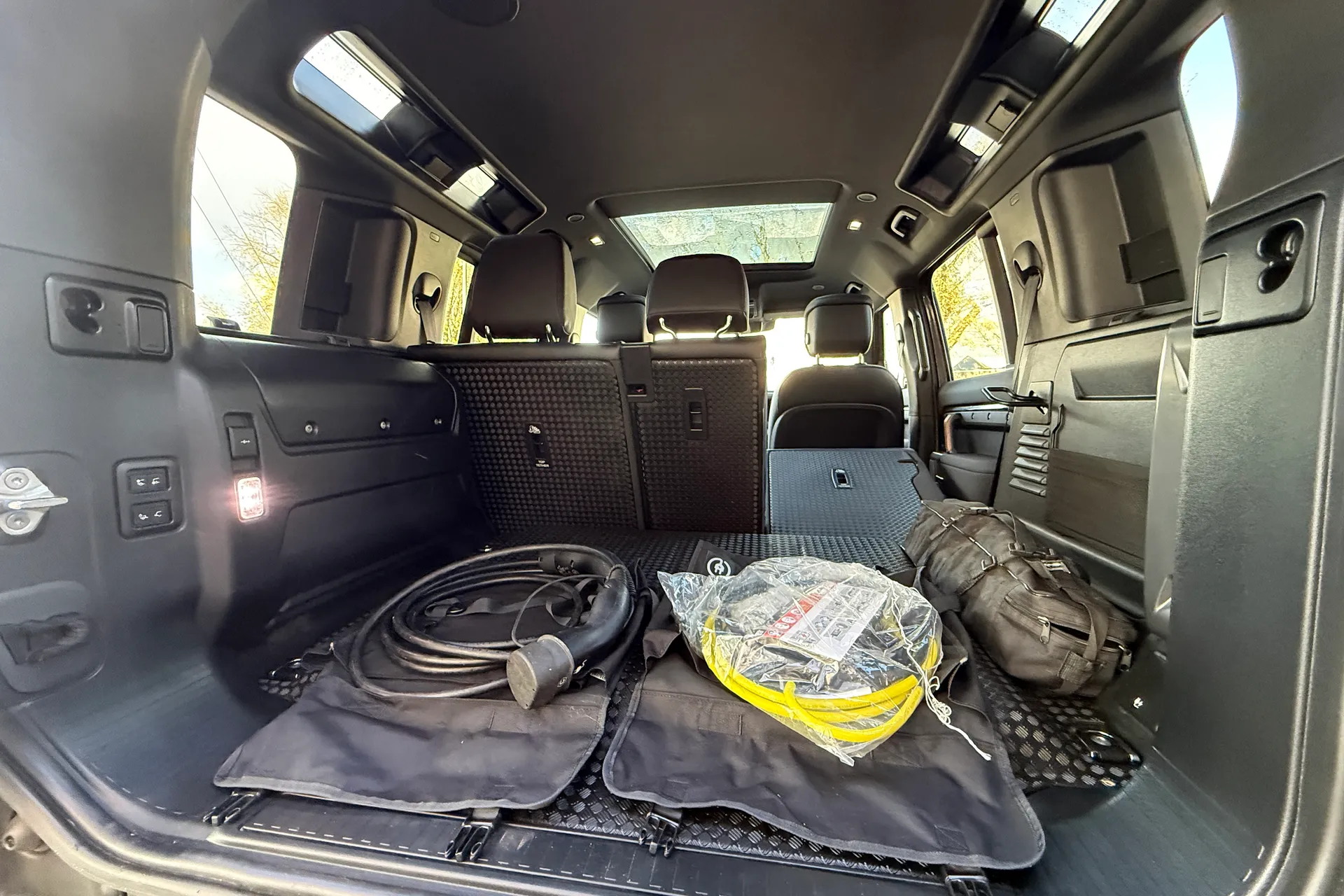 LAND ROVER DEFENDER thumbnail image number 43