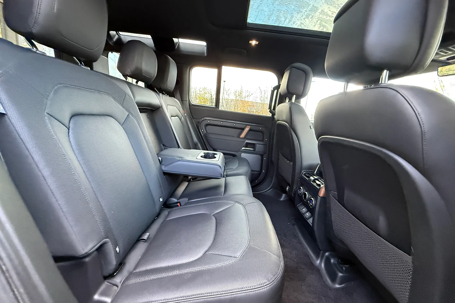 LAND ROVER DEFENDER thumbnail image number 44