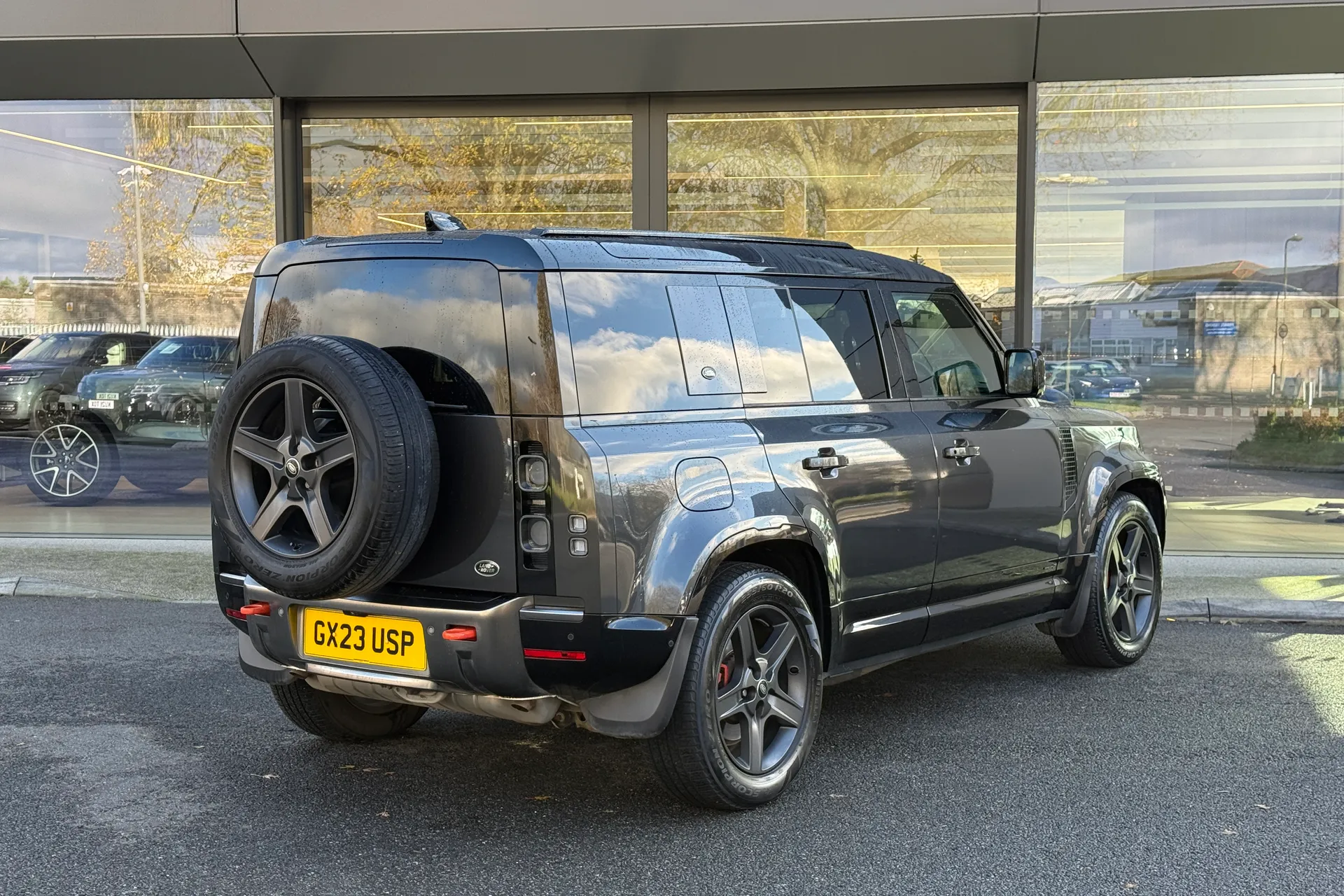 LAND ROVER DEFENDER thumbnail image number 7