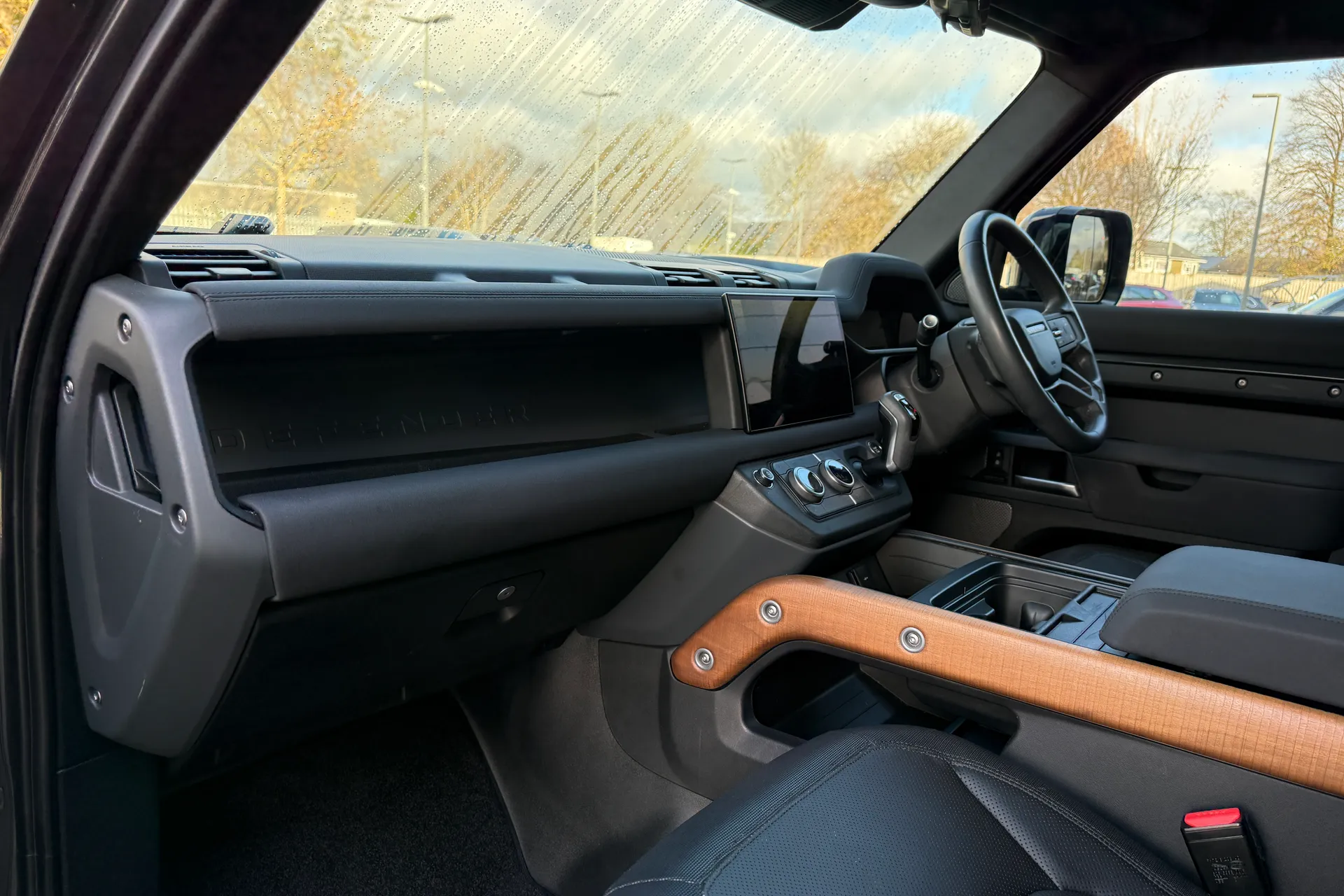 LAND ROVER DEFENDER thumbnail image number 50