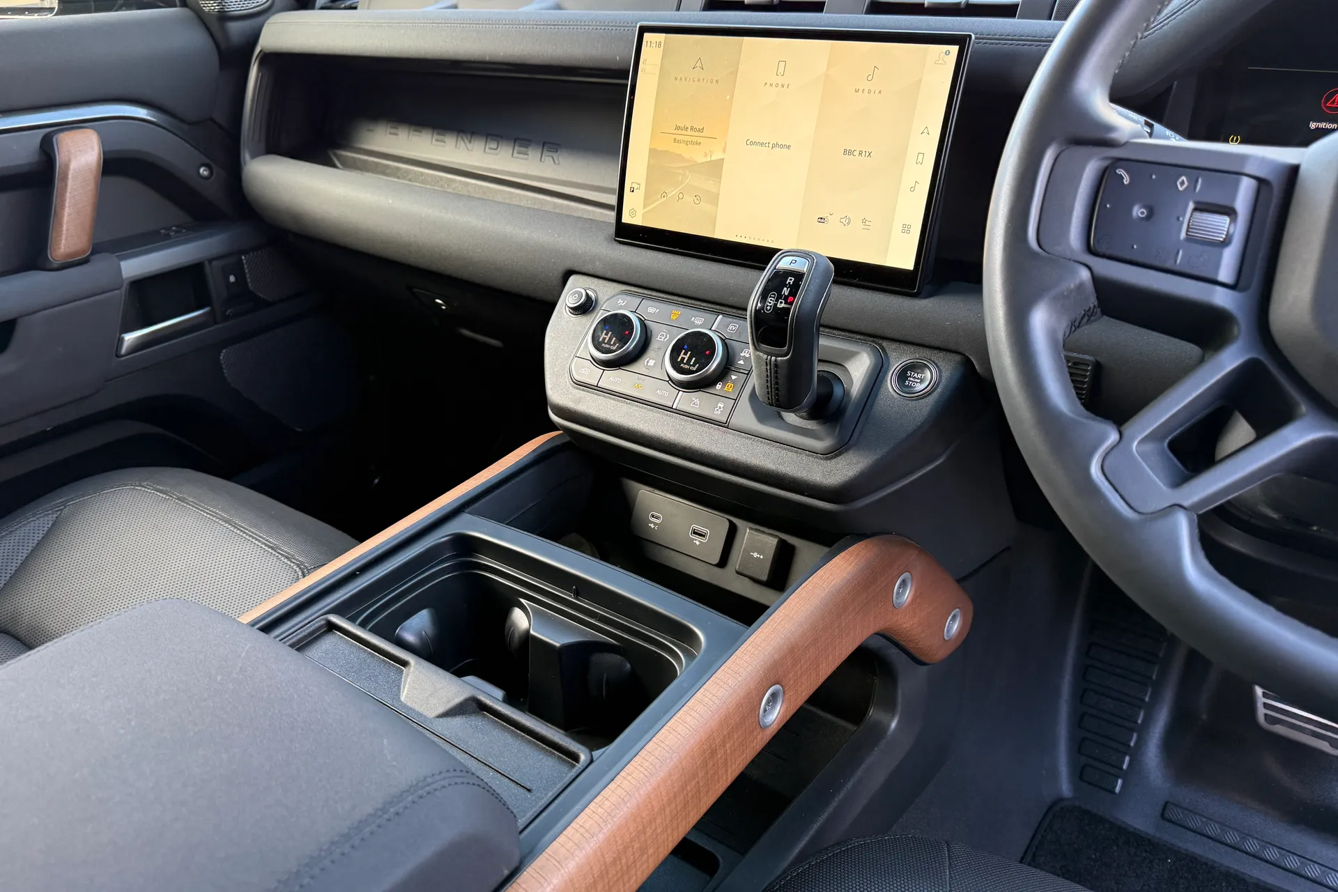 LAND ROVER DEFENDER thumbnail image number 19