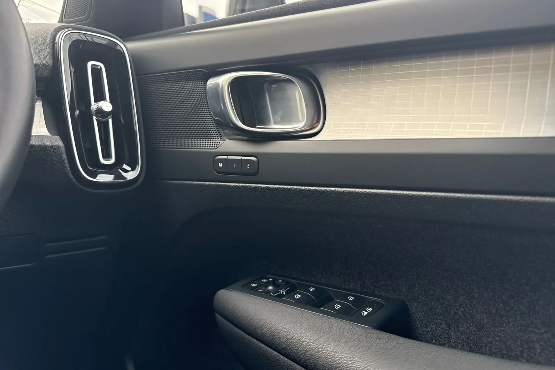 Volvo XC40 thumbnail image number 41