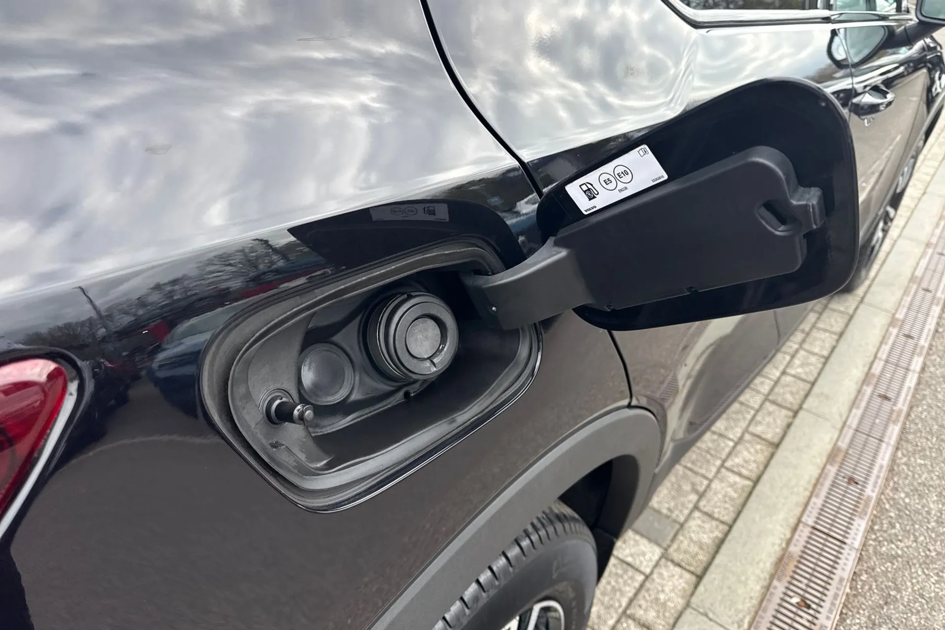 Volvo XC40 thumbnail image number 18