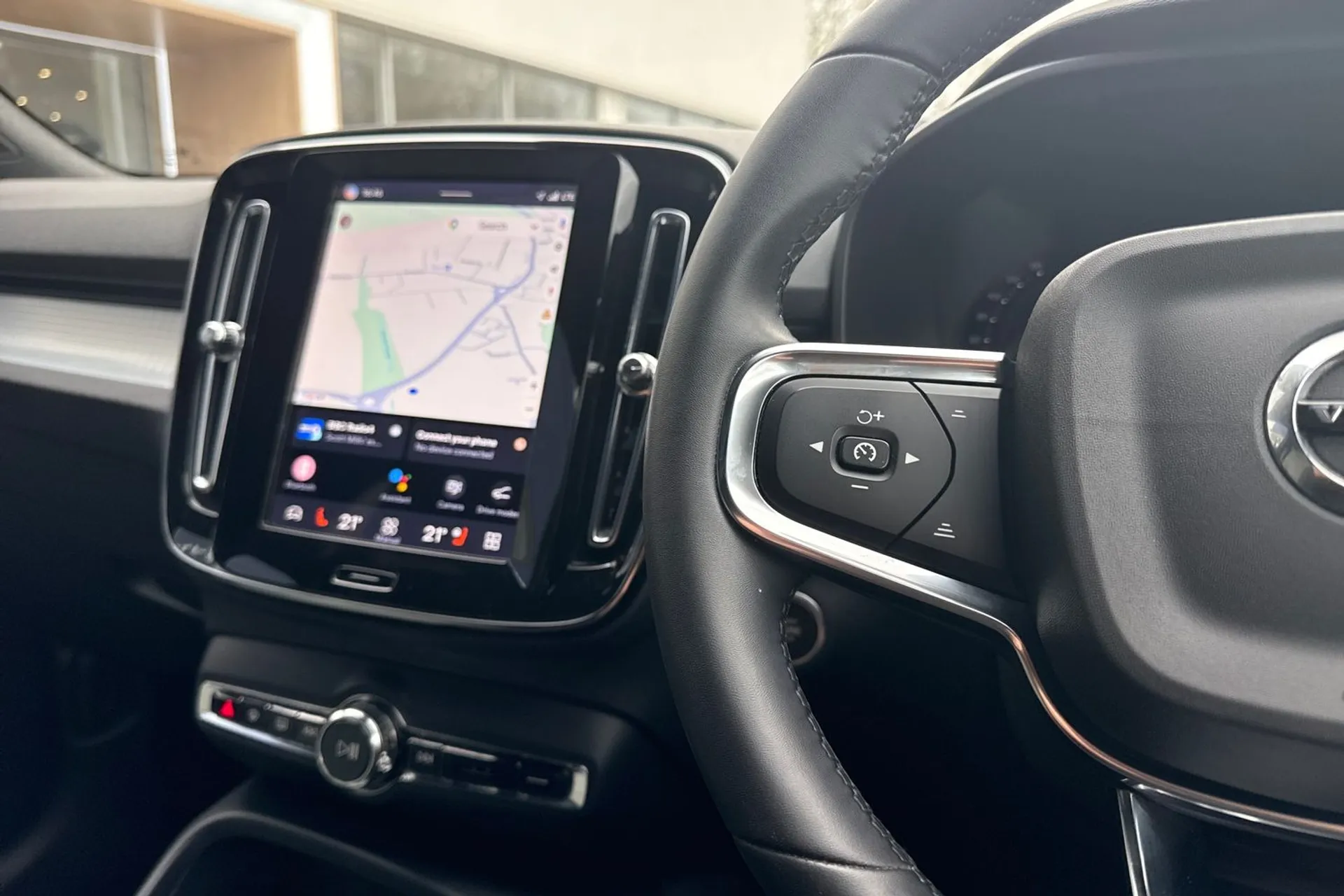 Volvo XC40 thumbnail image number 35