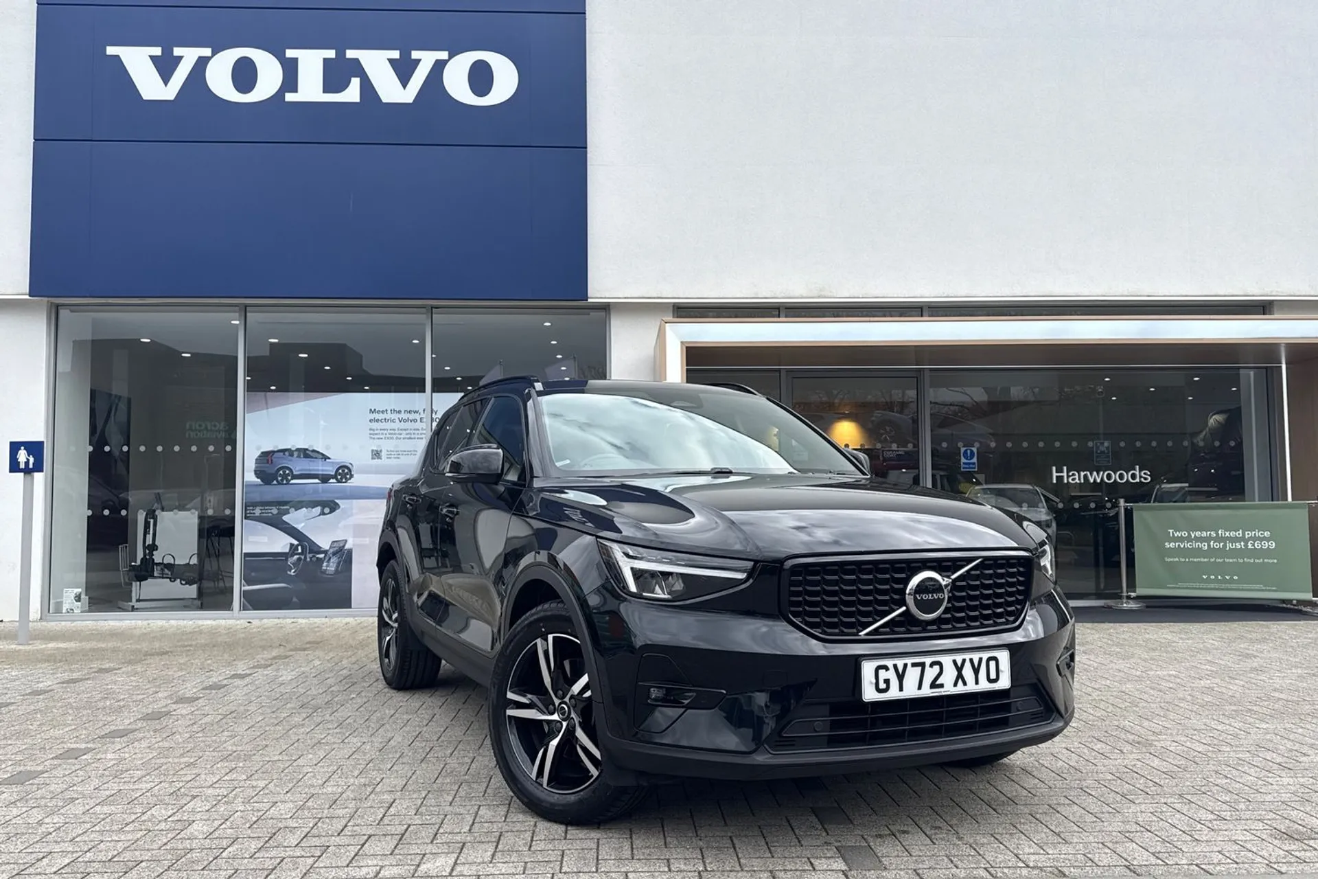 Volvo XC40 focused image