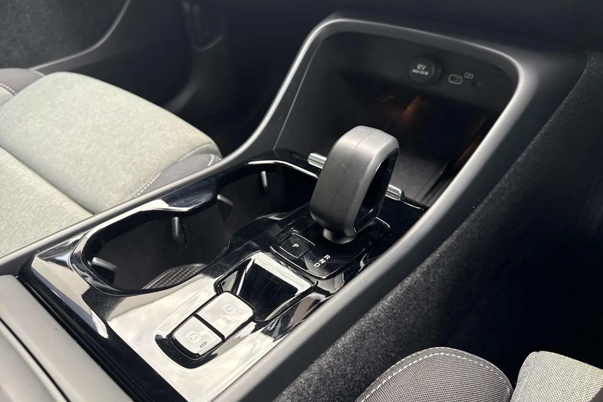 Volvo XC40 thumbnail image number 42