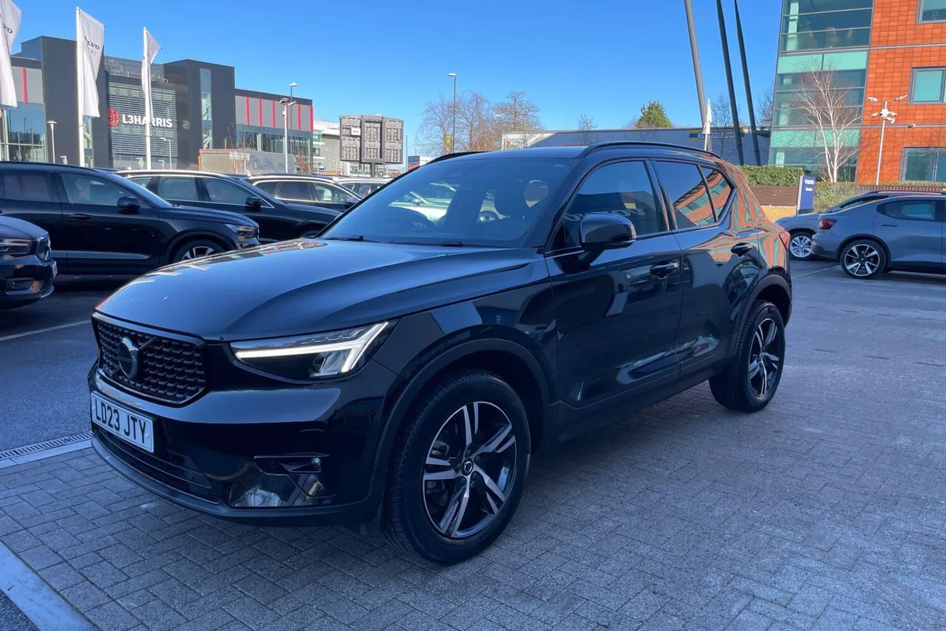 Volvo XC40 thumbnail image number 8