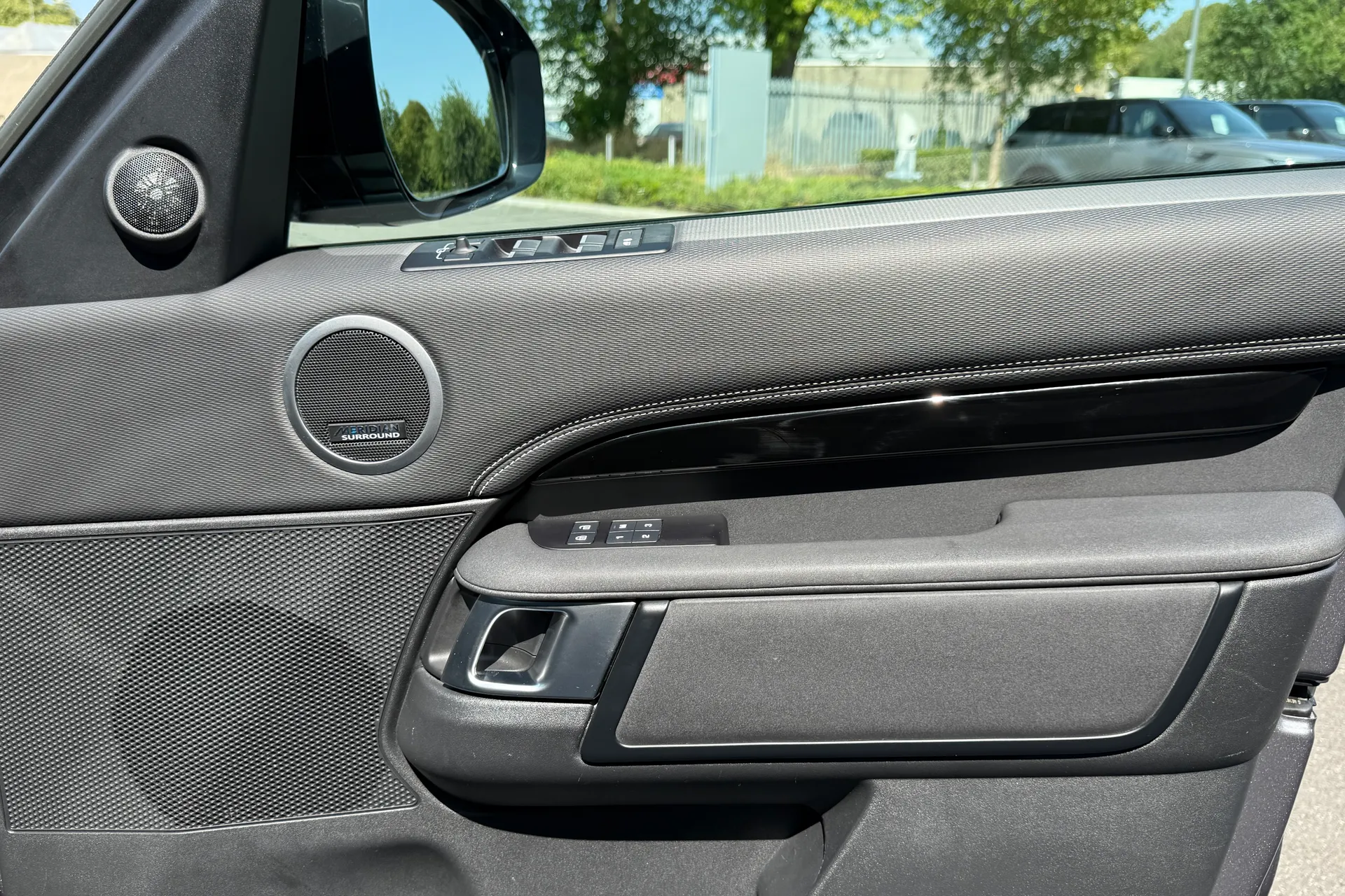 LAND ROVER DISCOVERY thumbnail image number 58