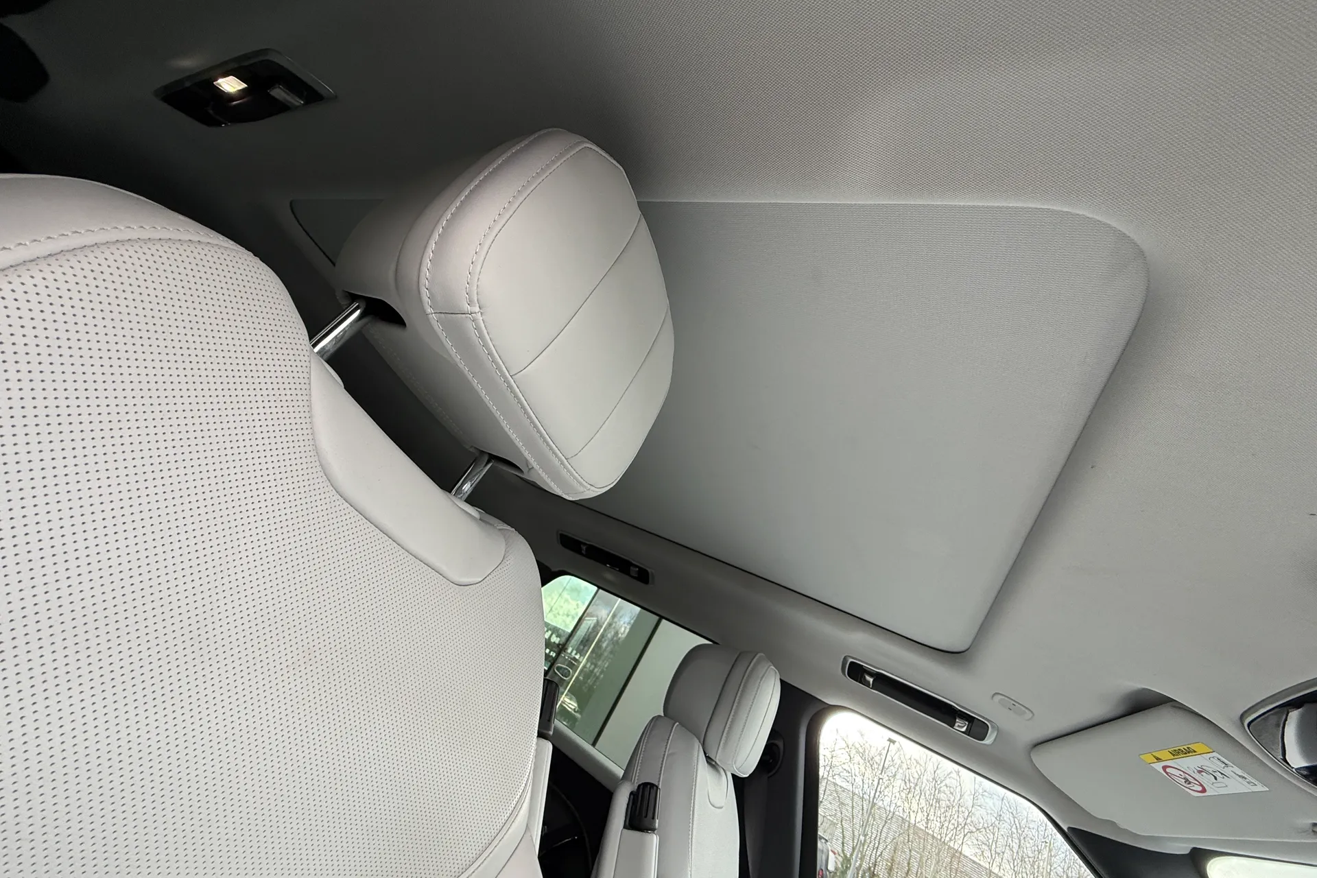 LAND ROVER RANGE ROVER SPORT thumbnail image number 36