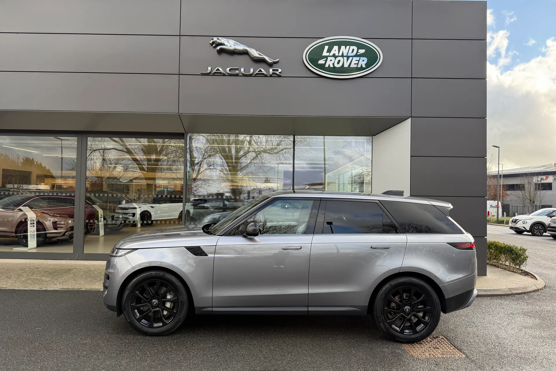 LAND ROVER RANGE ROVER SPORT thumbnail image number 27