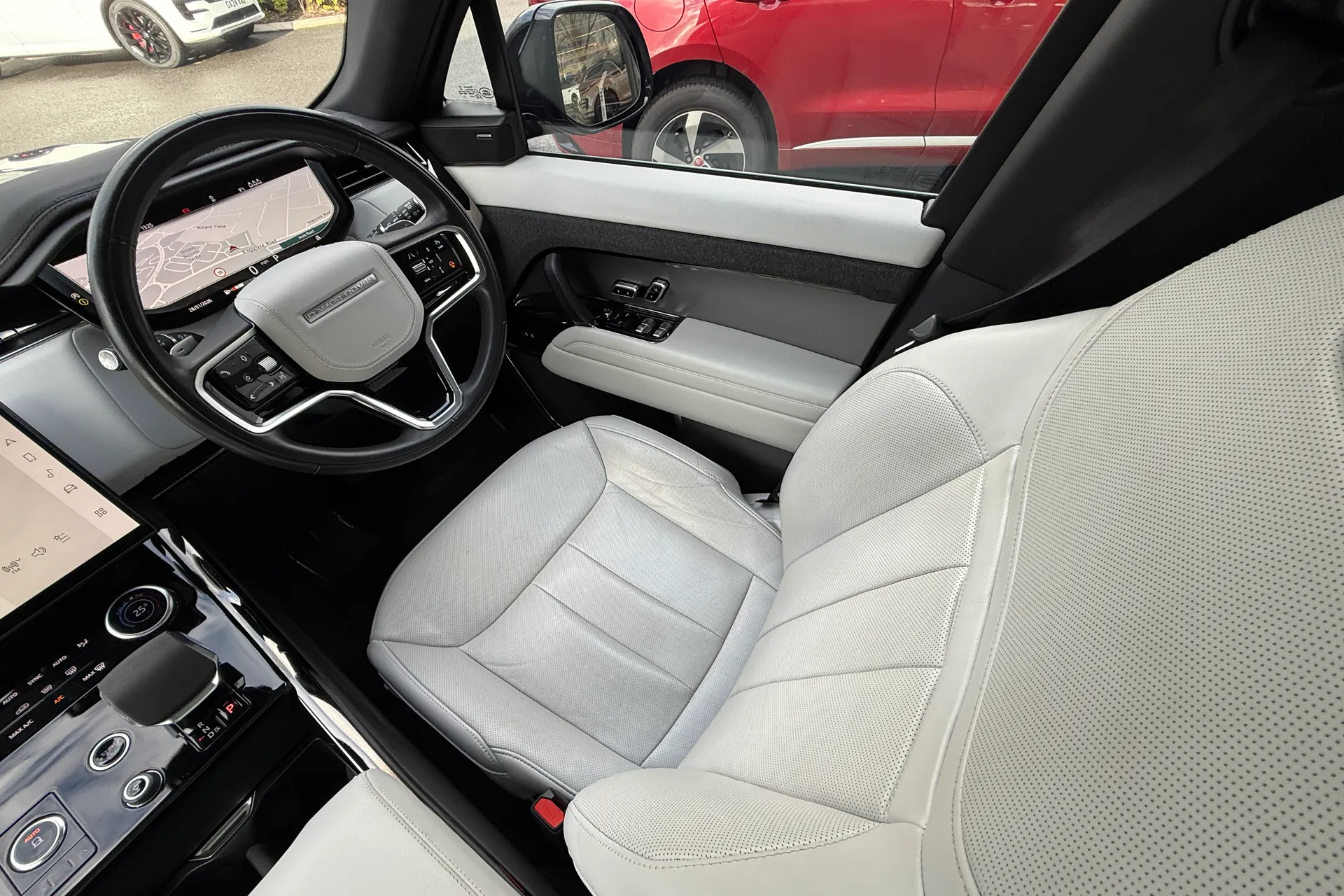 LAND ROVER RANGE ROVER SPORT thumbnail image number 13