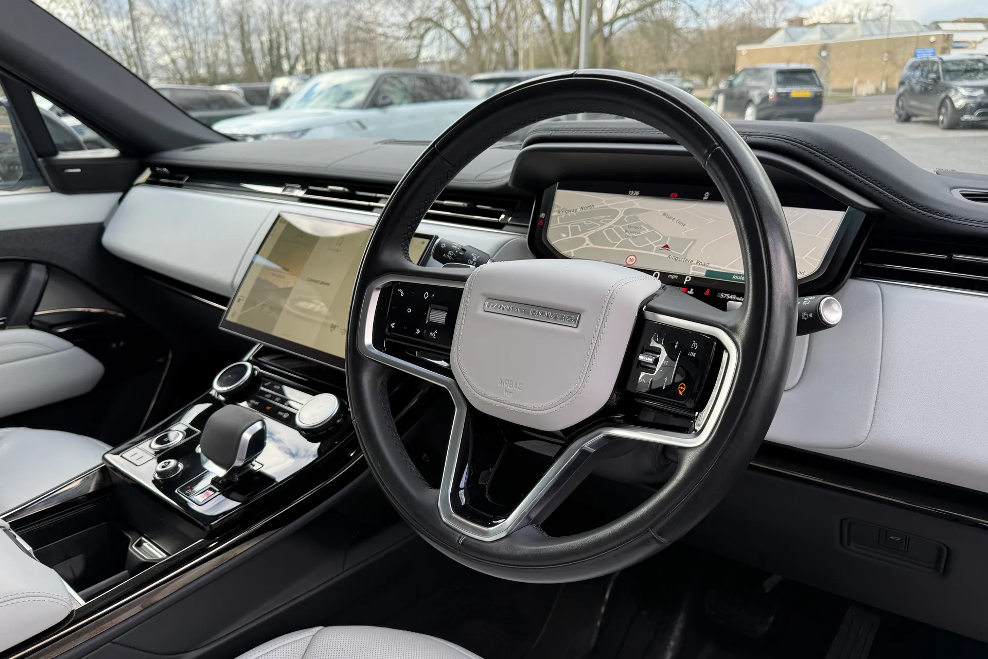 LAND ROVER RANGE ROVER SPORT thumbnail image number 31