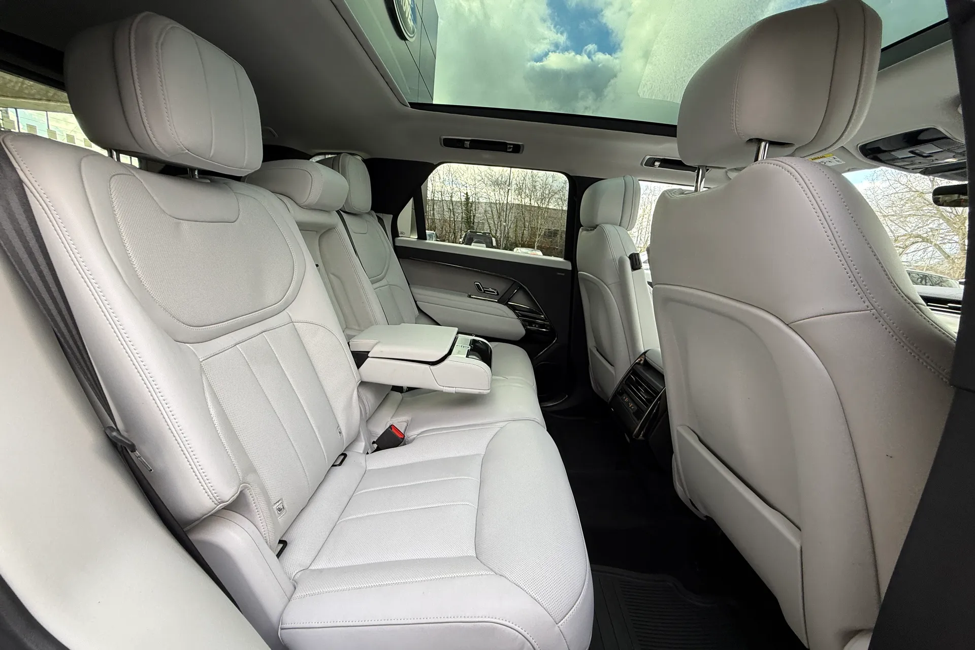 LAND ROVER RANGE ROVER SPORT thumbnail image number 40