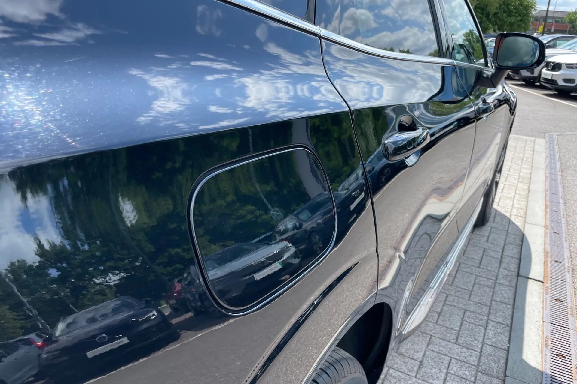 Volvo XC60 thumbnail image number 18